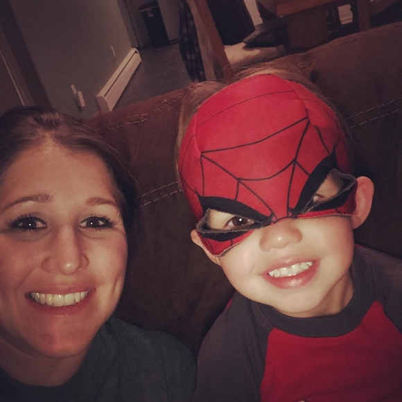 Meet your Posher, Shelly - Picture 1 of 1